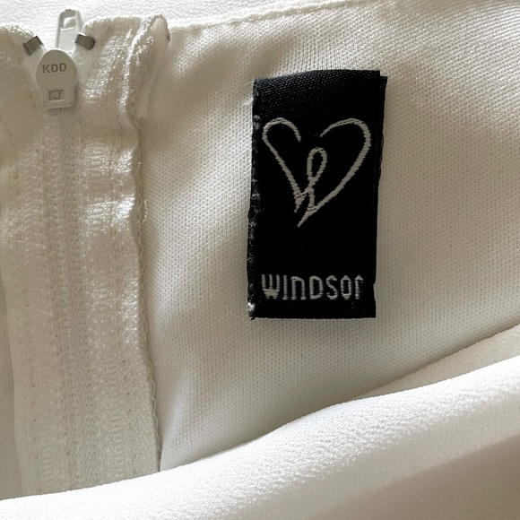 WINDOR~JUMPER WITH LACE~SZ.S - Picture 4 of 4